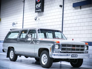 Chevrolet SIERRA  CLASSIC SUBURBAN
